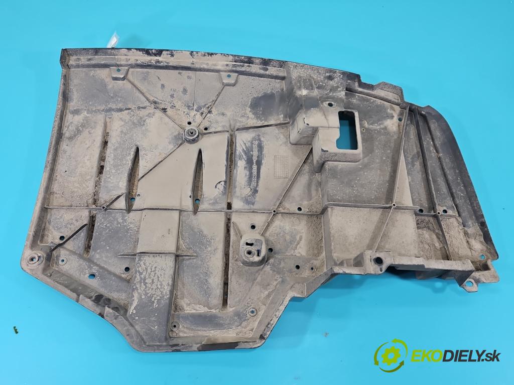 Toyota Auris II 2012-2018 1.6 16V 132  HP manual 97 kW 1598 cm3 5- kryt plast 58399-02051