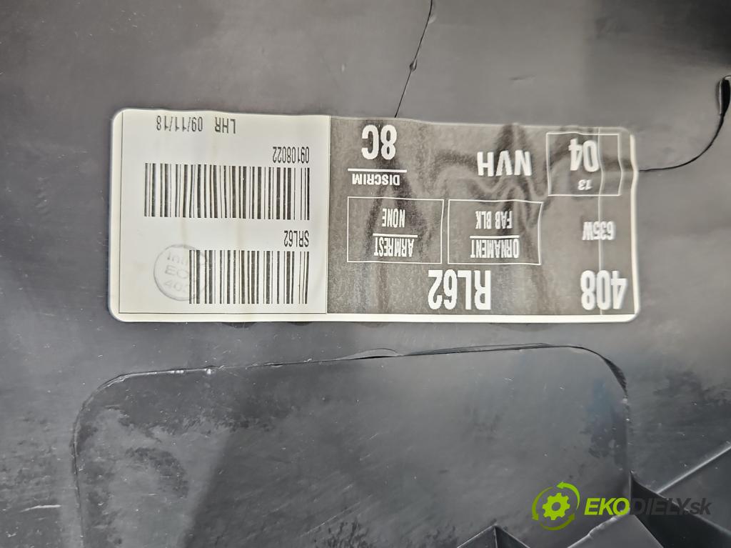 Toyota Auris II 2012-2018 1.6 16V 132 hp manual 97 kW 1598 cm3 5- Tapacír: dveře zadní levé 67788-02110