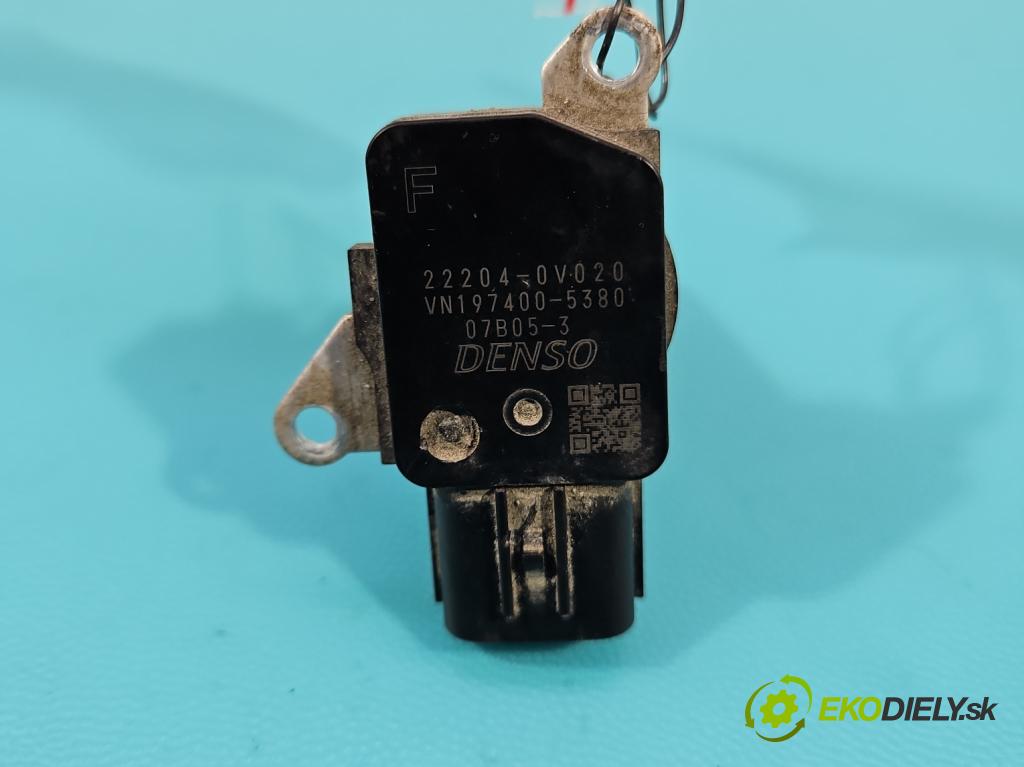 Toyota Auris II 2012-2018 1.6 16V 132  HP manual 97 kW 1598 cm3 5- průtokoměr: 22204-0V020 (Váha vzduchu)