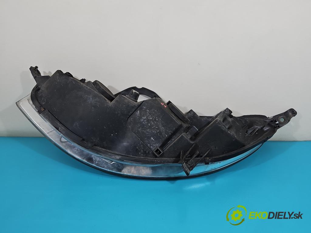Peugeot 407 2.0 hdi 136 HP manual 100 kW 1997 cm3 5- Reflektor: pravý 0301213204 (Svetlo predné pravé)