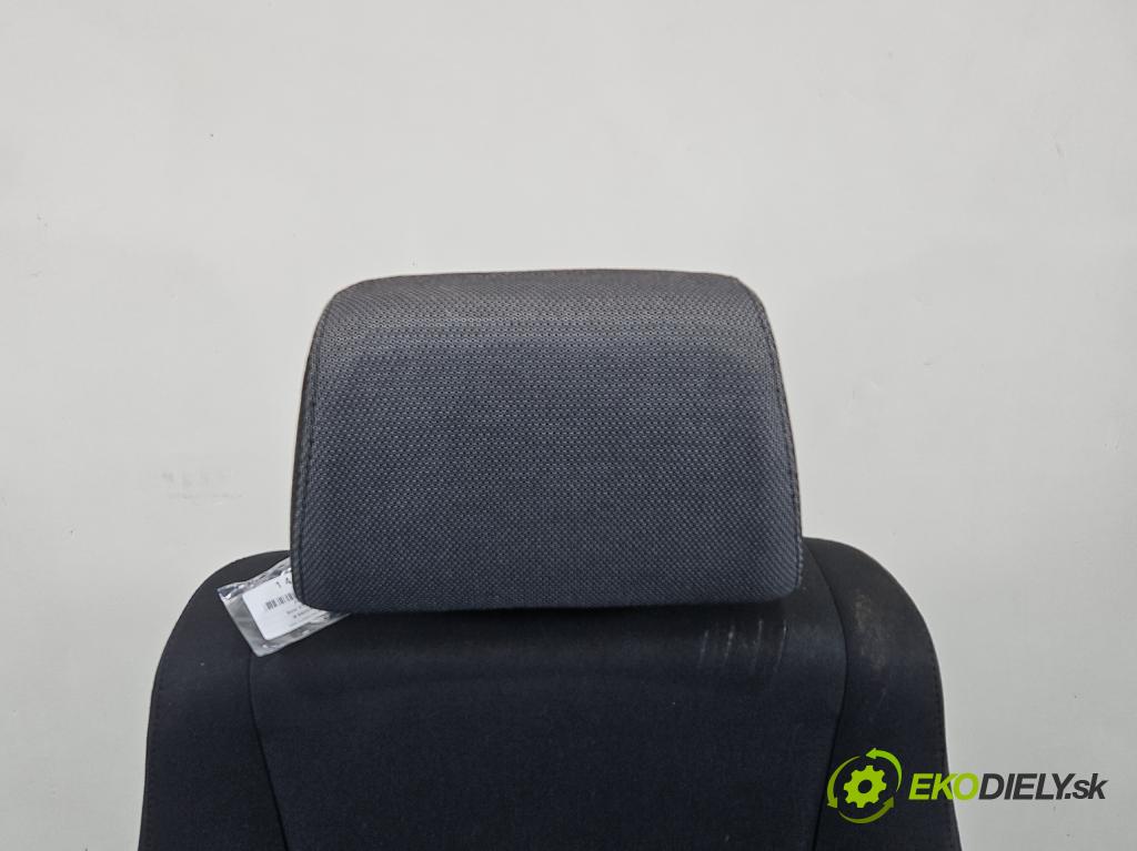 Bmw X1 E84 2009-2015 2.0d 143 HP manual 105 kW 1995 cm3 5- Sedačka pravý  (Sedačka, sedadlo)