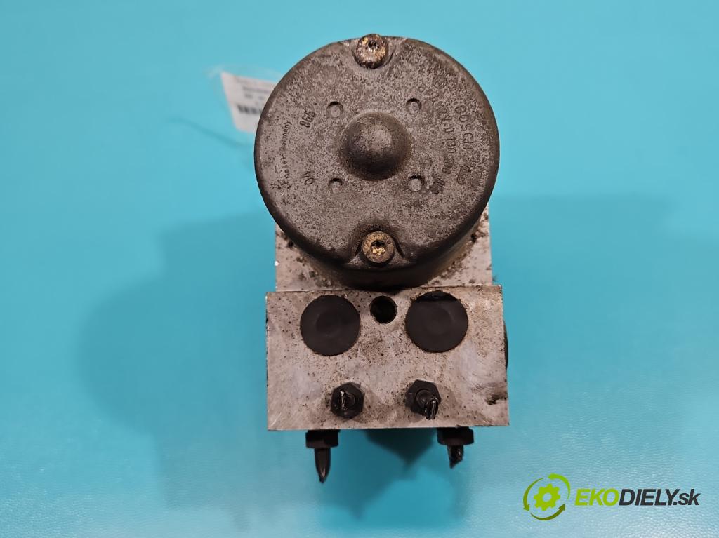 Audi A6 C5 1997-2004 2.4 V6 165 HP automatic 121 kW 2393 cm3 5- čerpadlo abs 0265220411 (Pumpa ABS)