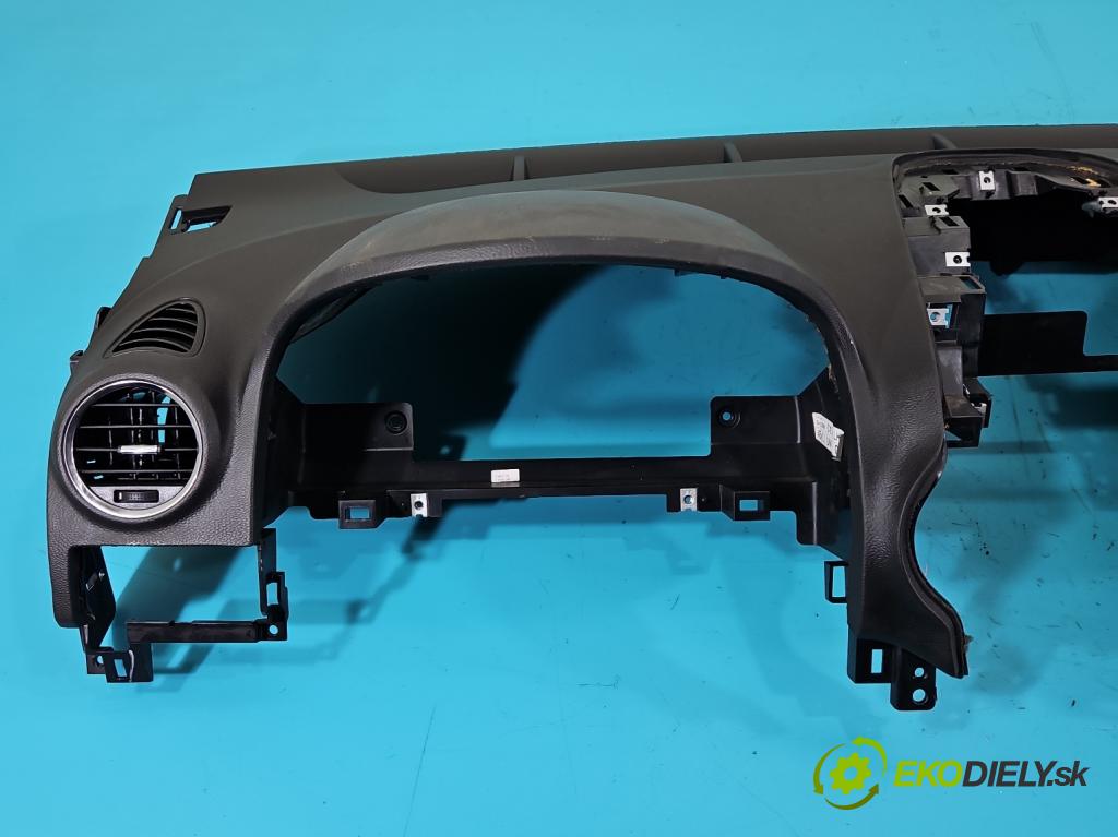 Opel Antara 2006-2015 2.2 cdti 184hp automatic 135 kW 2231 cm3 5- kokpit,pristrojová doska rozdeľovacia