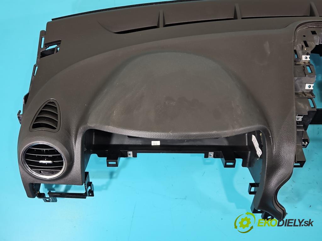 Opel Antara 2006-2015 2.2 cdti 184hp automatic 135 kW 2231 cm3 5- kokpit,pristrojová doska rozdeľovacia