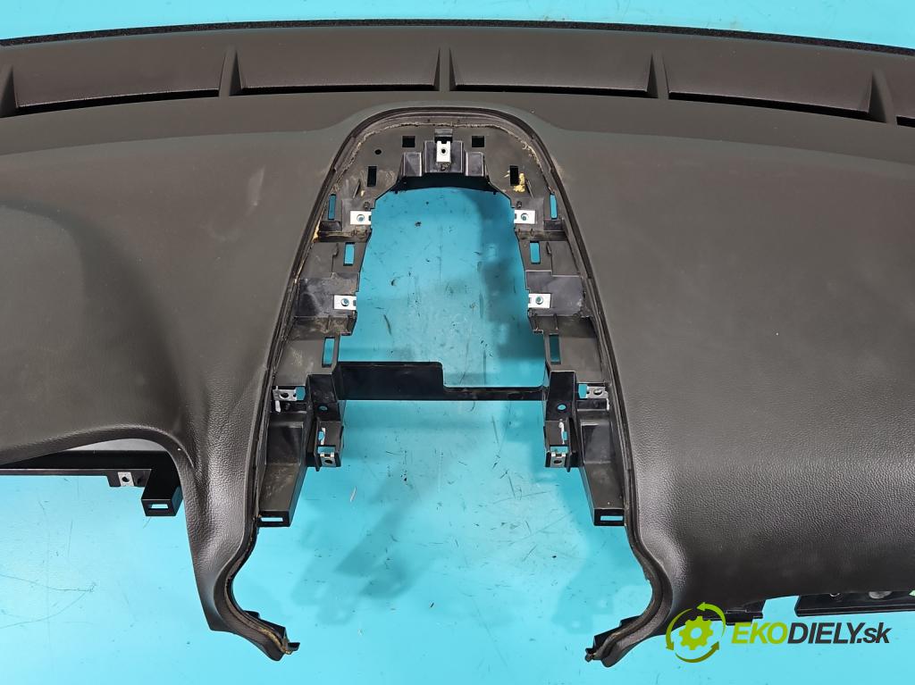 Opel Antara 2006-2015 2.2 cdti 184hp automatic 135 kW 2231 cm3 5- kokpit,pristrojová doska rozdeľovacia