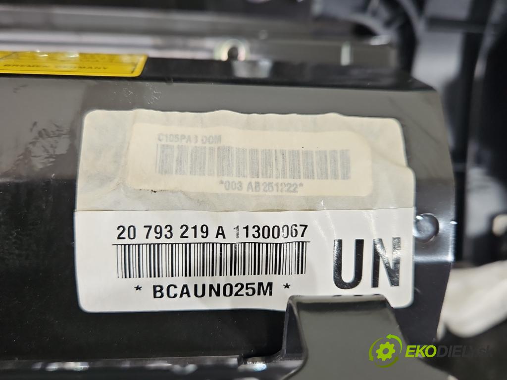 Opel Antara 2006-2015 2.2 cdti 184hp automatic 135 kW 2231 cm3 5- kokpit,pristrojová doska rozdeľovacia