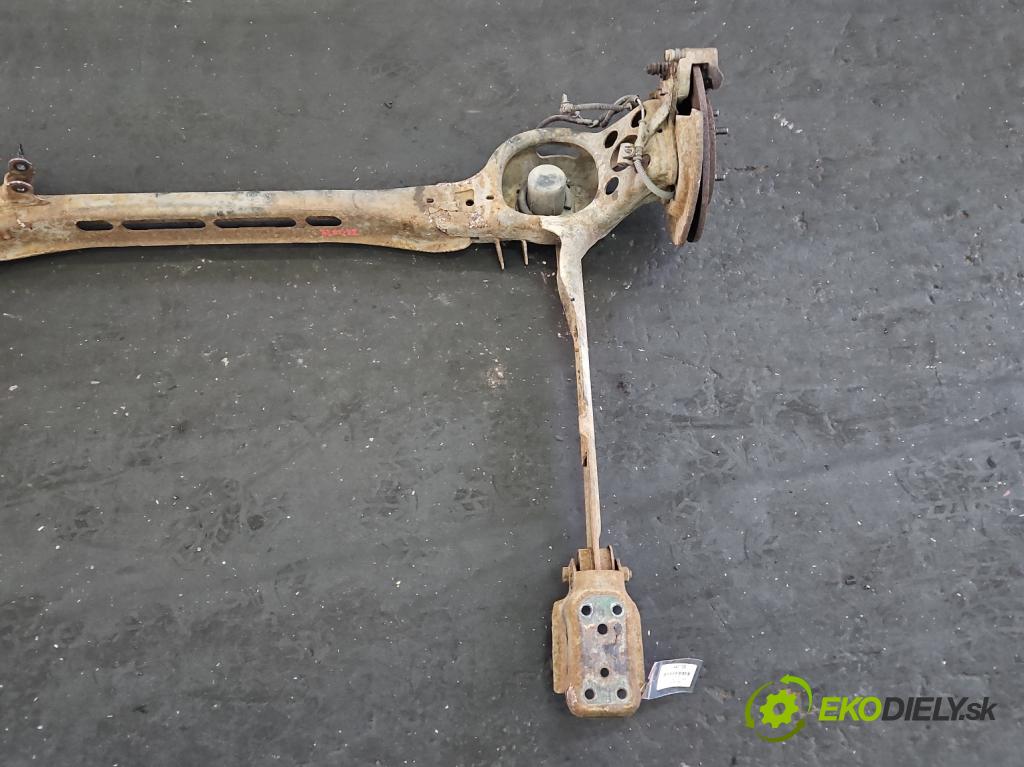 Chrysler Voyager V 2007-2016 3.8 V6 215KM automatic 158 kW 3778 cm3 5- zadní výztuha  (Výztuhy zadní)