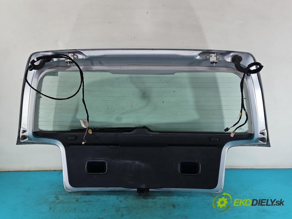 Vw Golf IV 1997-2003 1.6 16V 105 hp manual 77 kW 1598 cm3 5- zadní kufrové dveře  (Zadní kapoty)