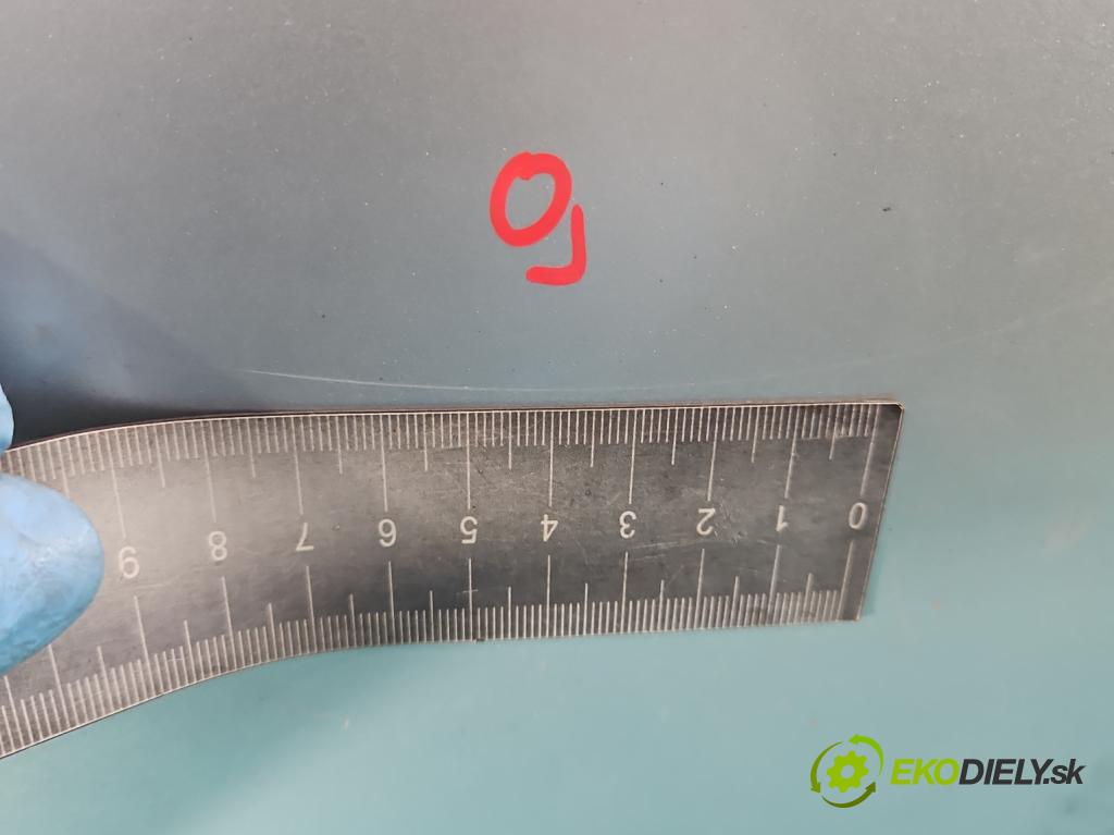 Vw Golf IV 1997-2003 1.6 16V 105 hp manual 77 kW 1598 cm3 5- zadní kufrové dveře  (Zadní kapoty)