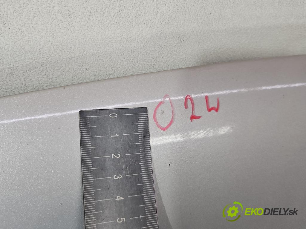Hyundai I30 I 2007-2012 1.6 16V 122 HP manual 89,7 kW 1591 cm3 5- kapota predná
