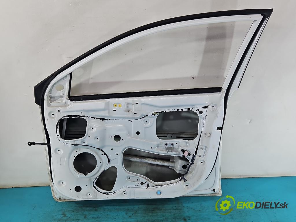 Kia Rio IV 2016-2023 1.4 crdi 90 HP manual 66 kW 1396 cm3 5- dvere predné pravé  (Ostatné)