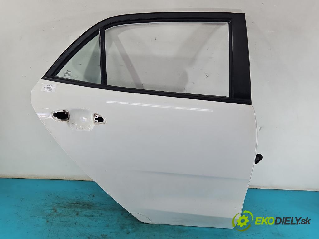 Kia Rio IV 2016-2023 1.4 crdi 90 HP manual 66 kW 1396 cm3 5- dvere zadné pravé  (Ostatné)