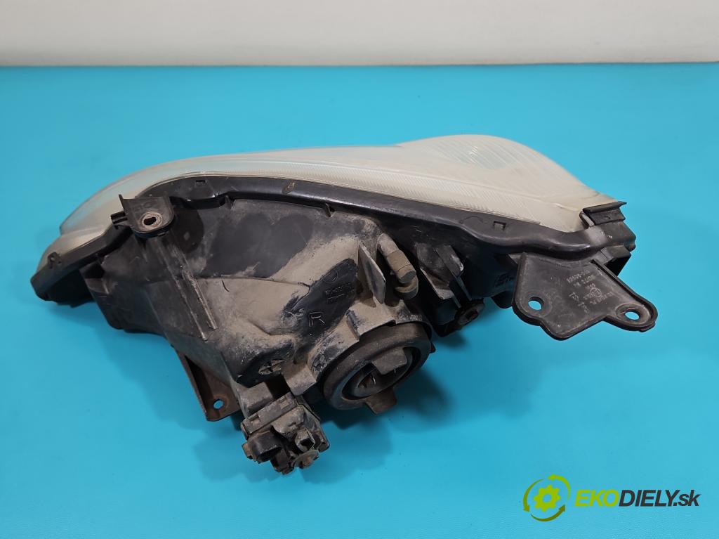 Suzuki Liana 1.3 16v 90 HP manual 66 kW 1328 cm3 5- Reflektor: pravý  (Svetlo predné pravé)