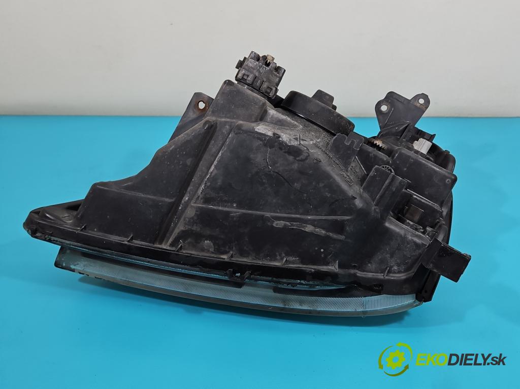 Suzuki Liana 1.3 16v 90 HP manual 66 kW 1328 cm3 5- Reflektor: pravý  (Svetlo predné pravé)