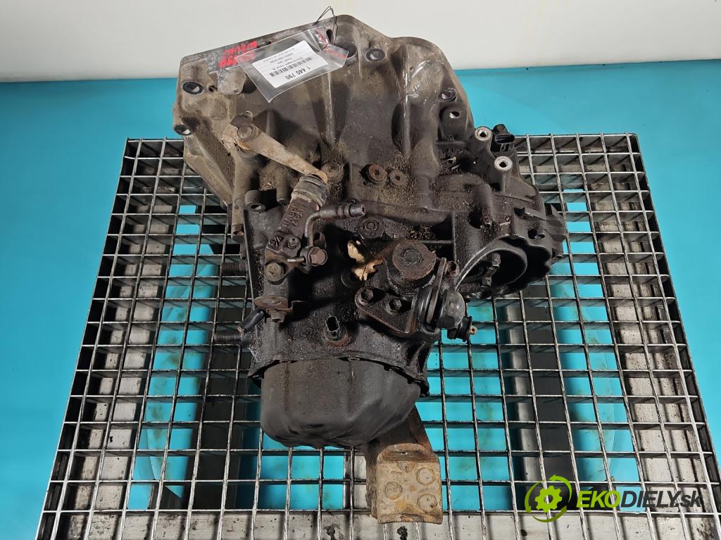 Suzuki Liana 1.3 16v 90 HP manual 66 kW 1328 cm3 5- prevodovka stupeň,rýchlosť manual 69G4