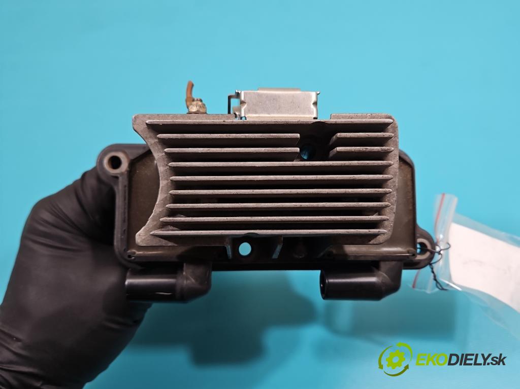 Audi A4 B5 1994-2001 1.8 20V 125 HP manual 92 kW 1781 cm3 4- cievka zapaľovacia  (Zapaľovacia cievka)