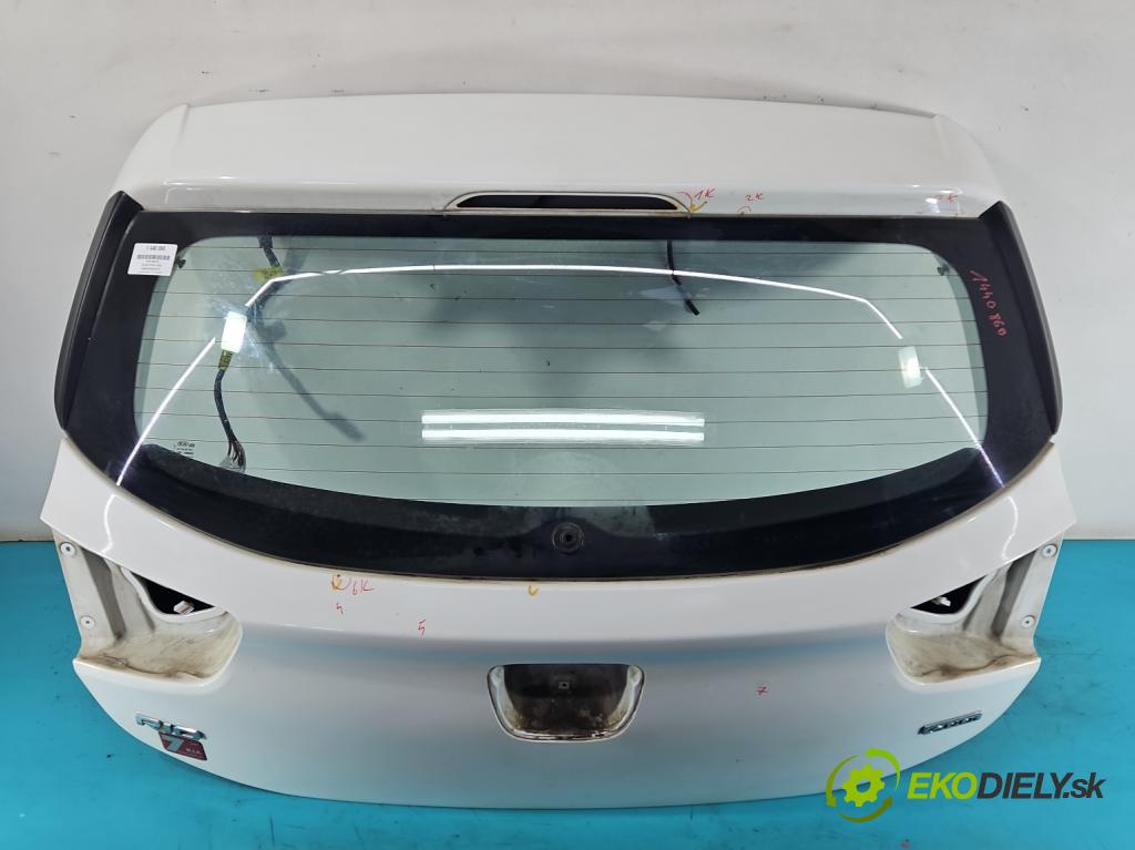 Kia Rio IV 2016-2023 1.4 crdi 90 HP manual 66 kW 1396 cm3 5- zadna kufor  (Kapota zadná (kufor))
