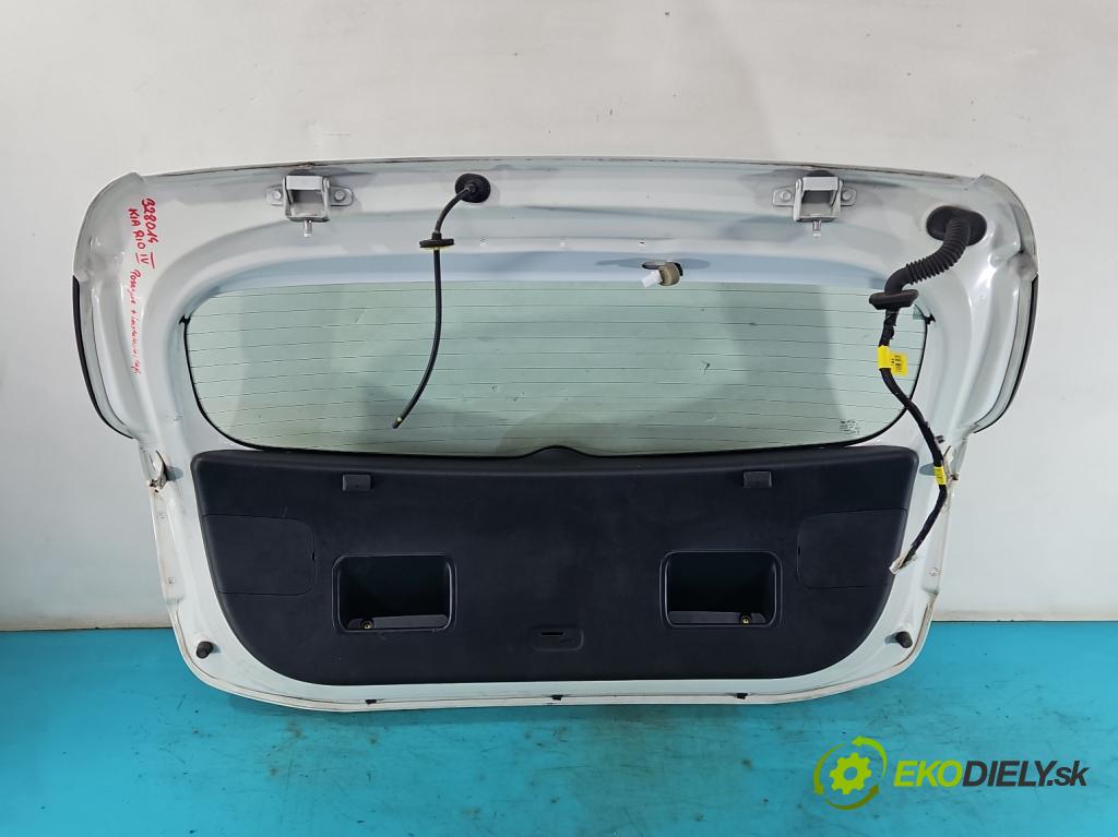 Kia Rio IV 2016-2023 1.4 crdi 90 HP manual 66 kW 1396 cm3 5- zadna kufor  (Kapota zadná (kufor))