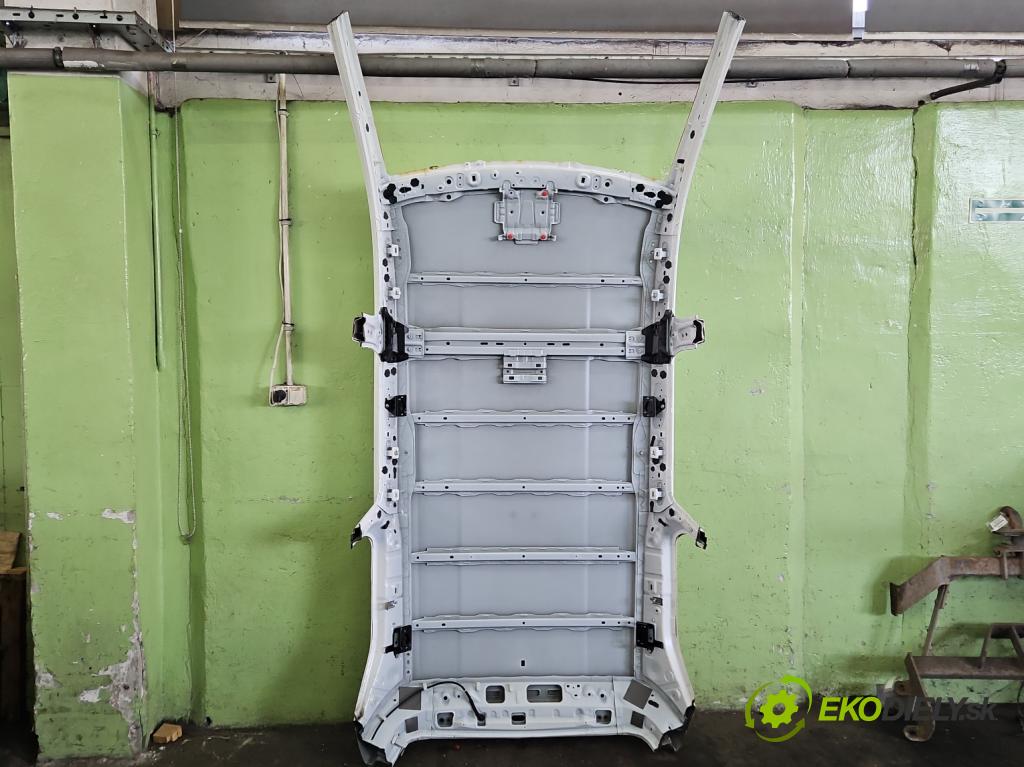 Toyota Auris II 2012-2018 1.6 16V 132 hp manual 97 kW 1598 cm3 5- Strecha:
