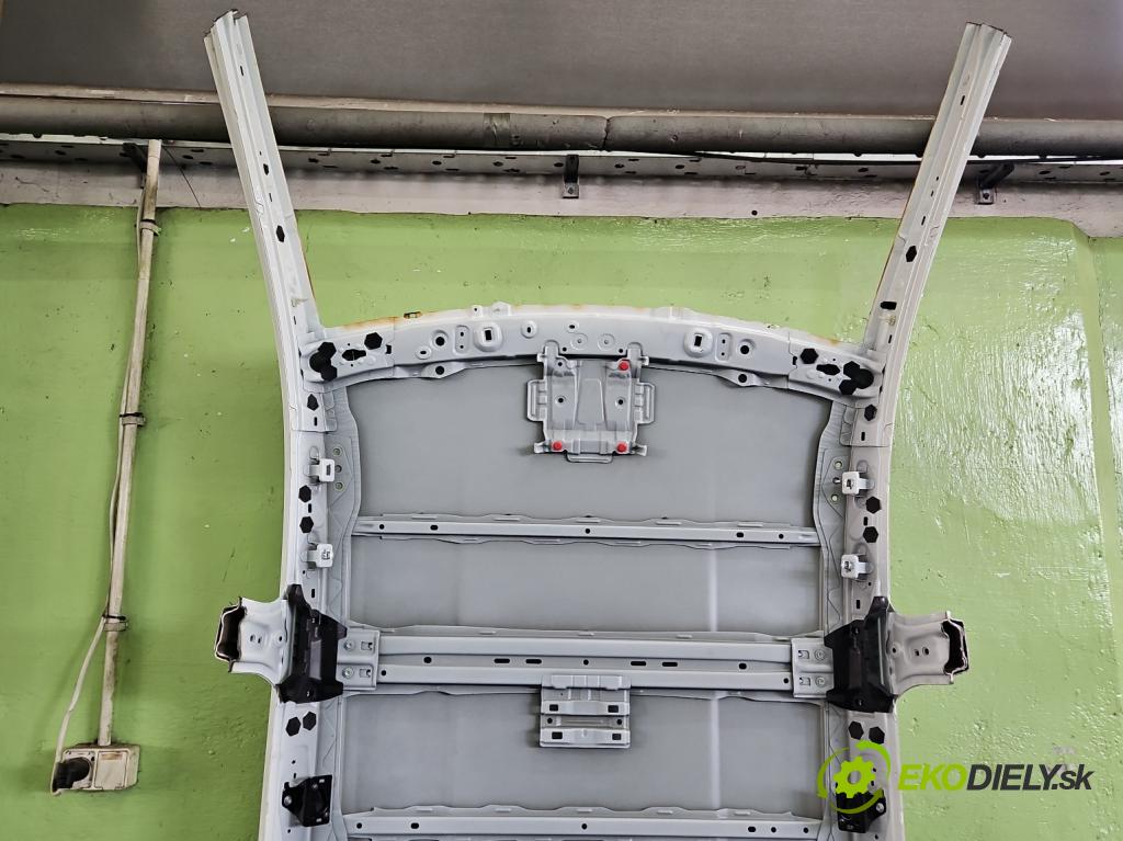 Toyota Auris II 2012-2018 1.6 16V 132 hp manual 97 kW 1598 cm3 5- Strecha: