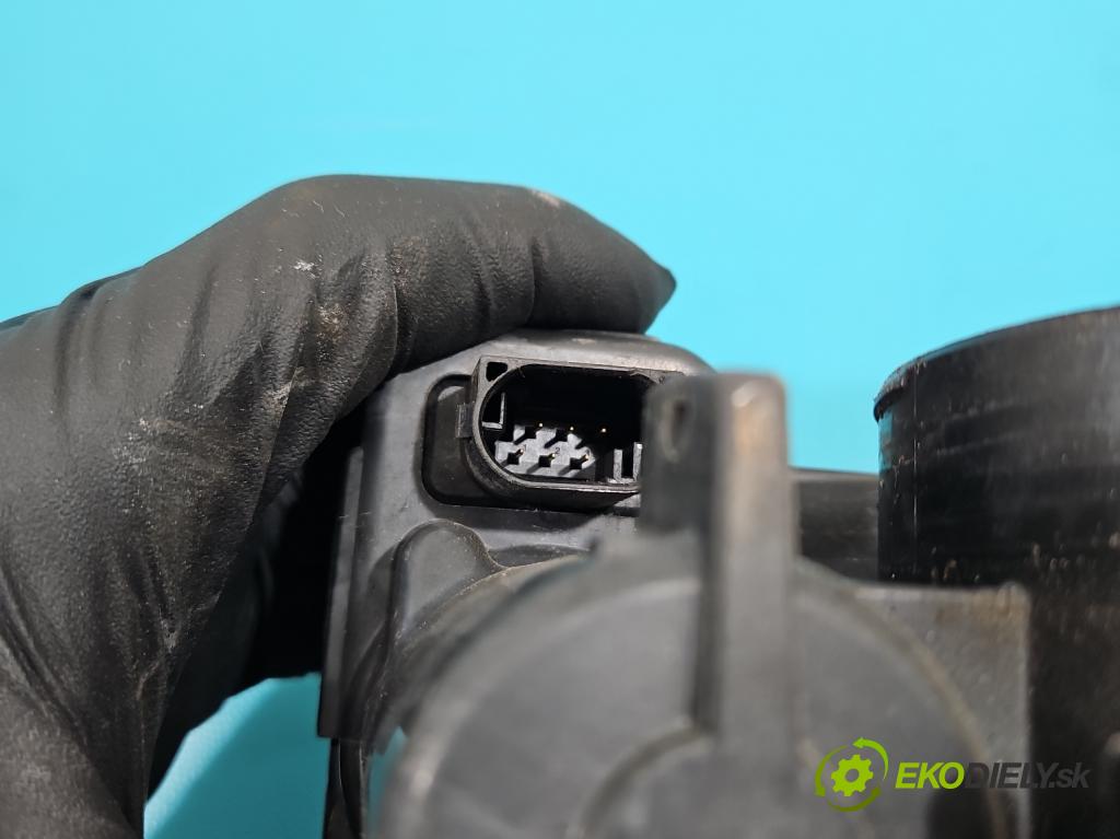 Chrysler Voyager V 2007-2016 3.8 V6 215KM automatic 158 kW 3778 cm3 5- klapka 04593858AA (Škrtiaca klapka)