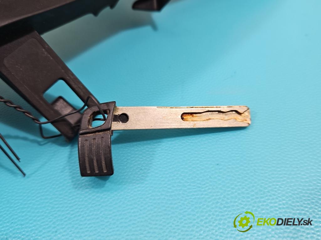 Bmw X1 E84 2009-2015 2.0d 143 HP manual 105 kW 1995 cm3 5- rukoväť predné ľavé mimo:  (Vonkajšie predné ľavé)