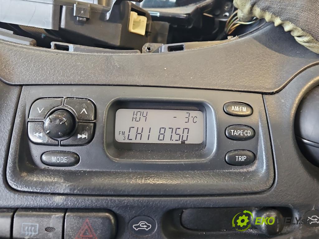 Toyota Yaris I 1999-2005 1.0 vvti 68 HP manual 50 kW 998 cm3 5- Zobrazit: 86110-0D010 (Prístrojová doska, displej)