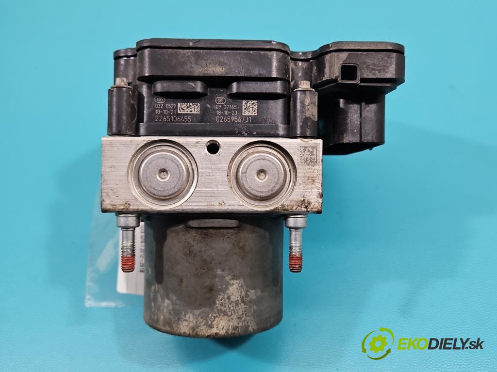 Toyota Auris II 2012-2018 1.6 16V 132  HP manual 97 kW 1598 cm3 5- čerpadlo abs 44540-02520 (Pumpa ABS)