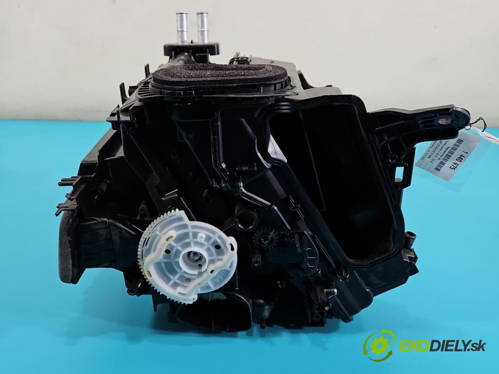 Toyota Auris II 2012-2018 1.6 16V 132 hp manual 97 kW 1598 cm3 5- radiátor 443230-8021 (Radiátory topení)