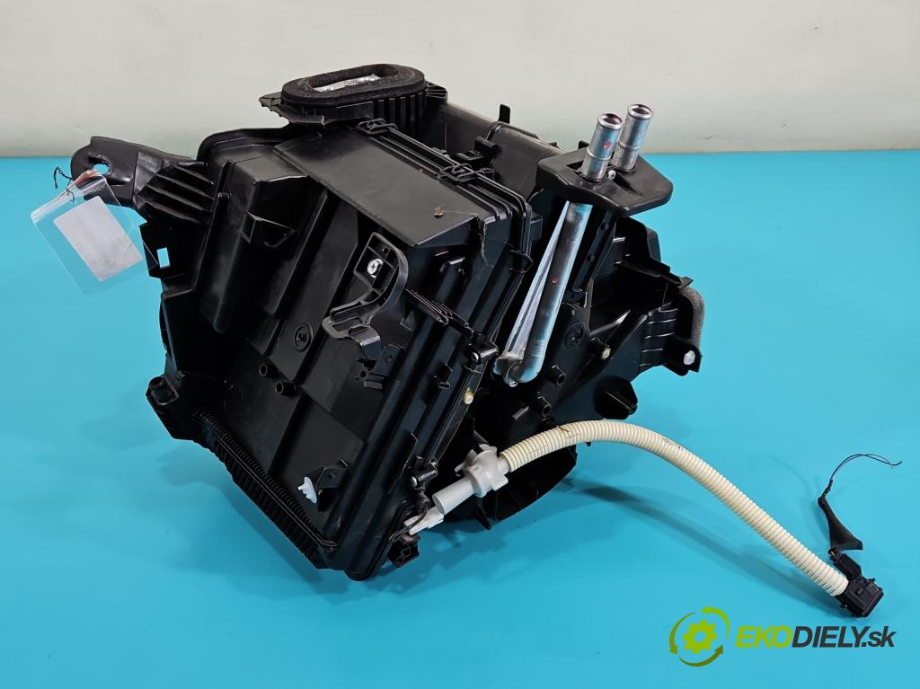 Toyota Auris II 2012-2018 1.6 16V 132 hp manual 97 kW 1598 cm3 5- radiátor 443230-8021 (Radiátory topení)