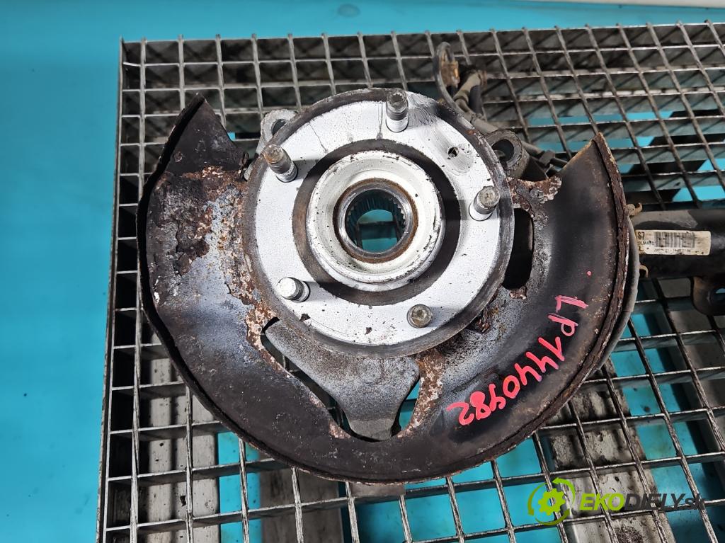 Opel Antara 2006-2015 2.2 cdti 184hp automatic 135 kW 2231 cm3 5- náboj ľavé  (Náboj)