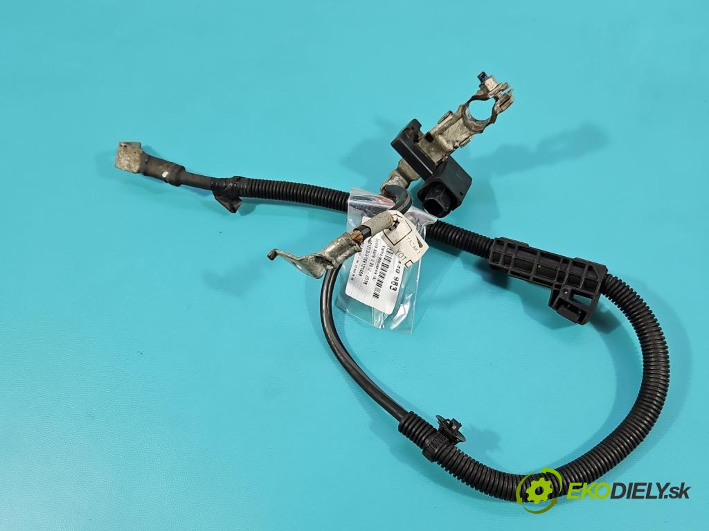 Toyota Auris II 2012-2018 1.6 16V 132  HP manual 97 kW 1598 cm3 5- kontakt mínus: 28850-21020