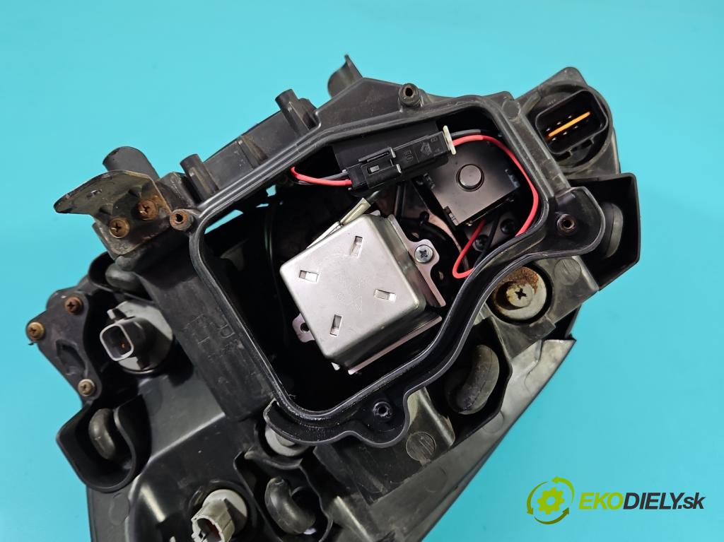 Opel Antara 2006-2015 2.2 cdti 184hp automatic 135 kW 2231 cm3 5- Reflektor: pravý  (Svetlo predné pravé)