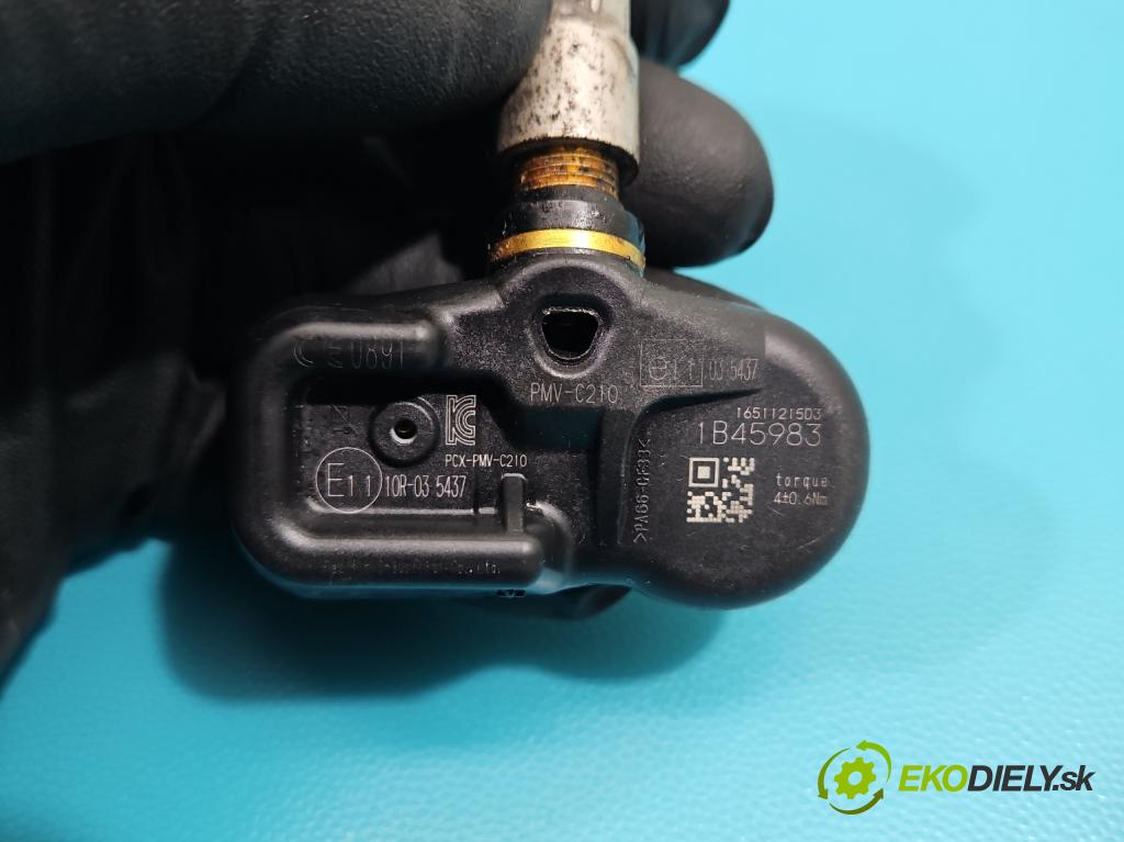 Toyota Auris II 2012-2018 1.6 16V 132 hp manual 97 kW 1598 cm3 5- snímač tlaku pneumatika 16511215D3 (Snímače tlaku v pneumatikách)