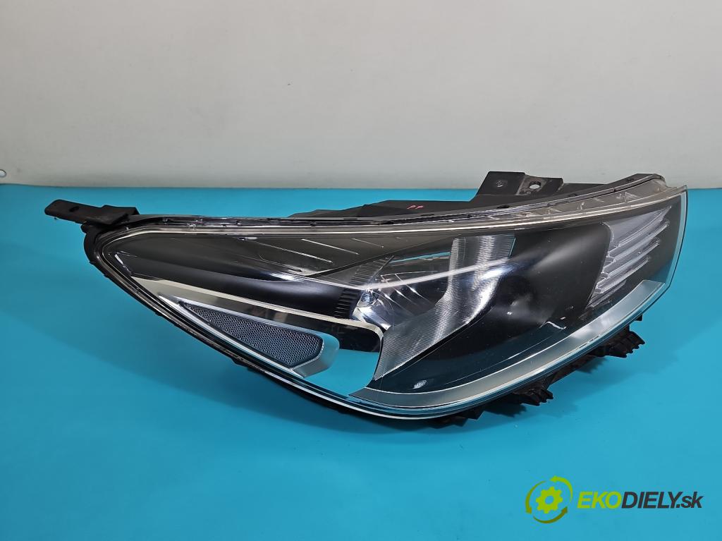 Kia Rio IV 2016-2023 1.4 crdi 90 HP manual 66 kW 1396 cm3 5- Reflektor: pravý (Svetlo predné pravé)