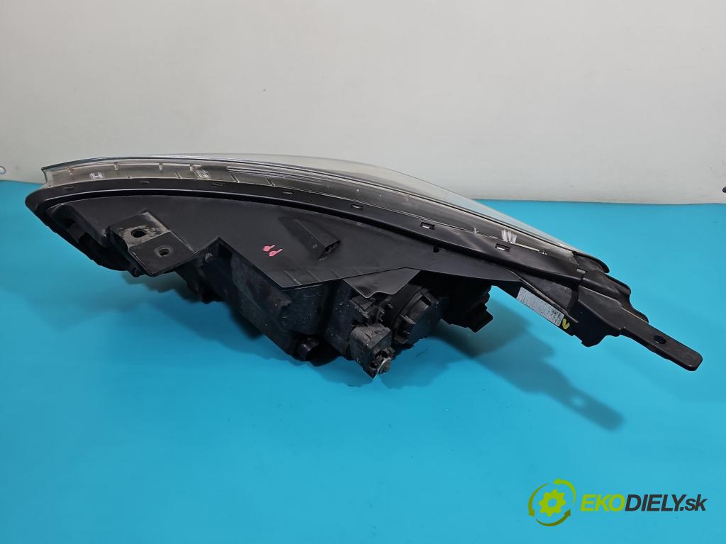 Kia Rio IV 2016-2023 1.4 crdi 90 HP manual 66 kW 1396 cm3 5- Reflektor: pravý (Svetlo predné pravé)