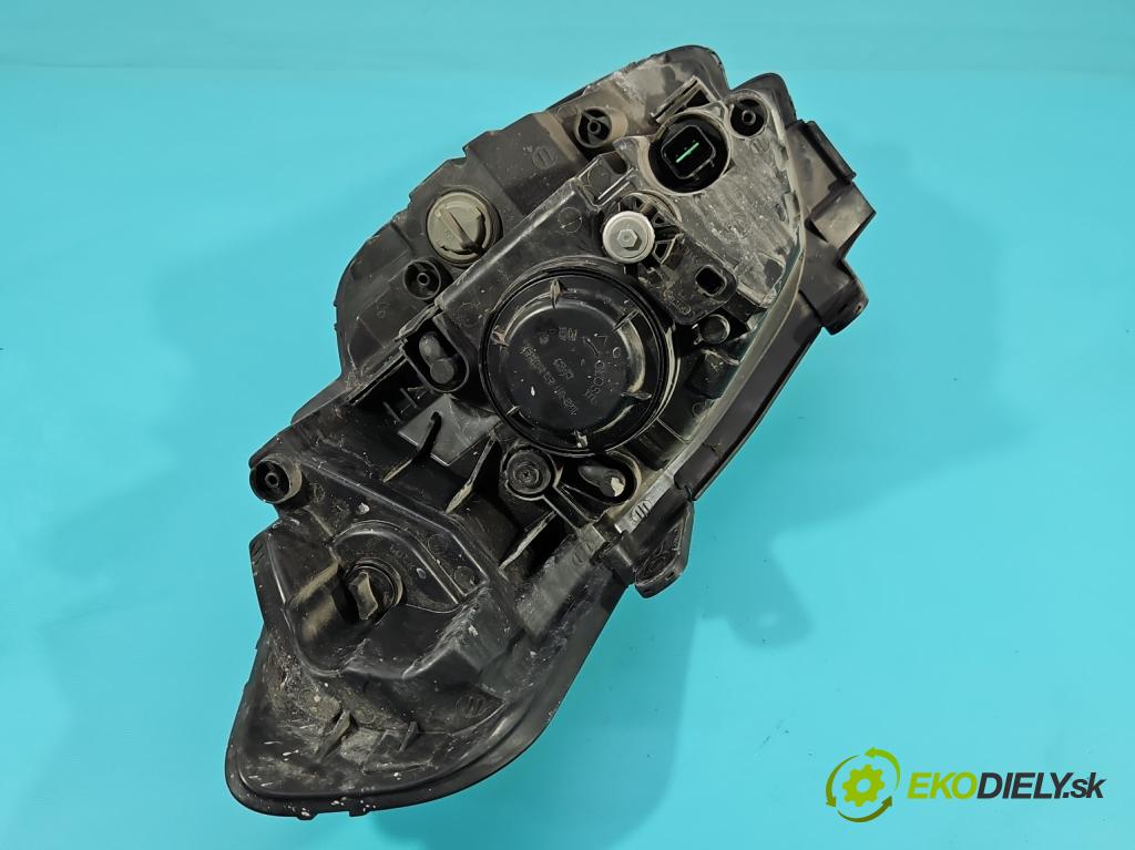 Kia Soul I 2008-2013 1.6 crdi 128 HP manual 94 kW 1582 cm3 5- Reflektor: pravý 92102-2KXXX (Svetlo predné pravé)