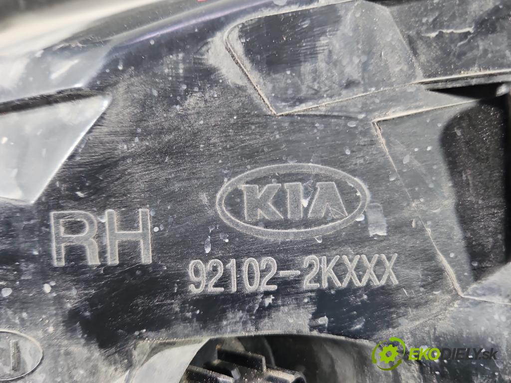Kia Soul I 2008-2013 1.6 crdi 128 HP manual 94 kW 1582 cm3 5- Reflektor: pravý 92102-2KXXX (Svetlo predné pravé)