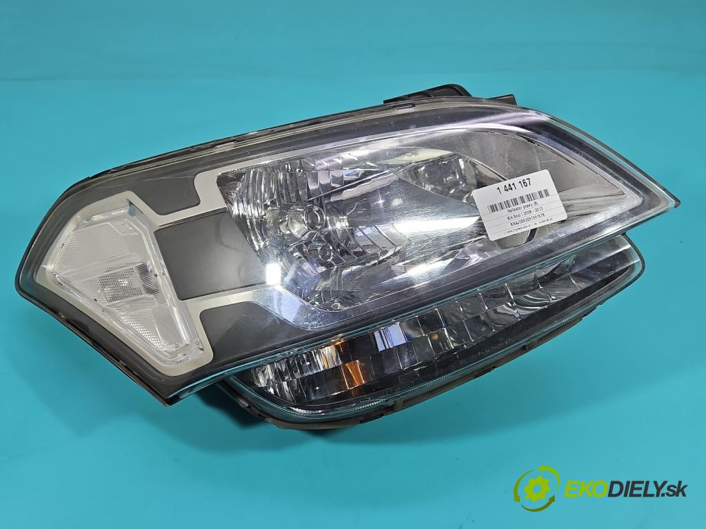 Kia Soul I 2008-2013 1.6 crdi 128 HP manual 94 kW 1582 cm3 5- Reflektor: pravý 92102-2KXXX (Svetlo predné pravé)