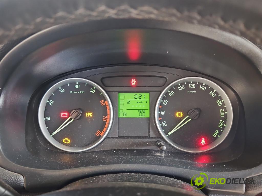 Skoda Fabia II 2007-2014 1.2 6V 60 HP manual 44 kW 1198 cm3 5- prístrojovka/ budíky 5J0920810B (Prístrojová doska, displej)
