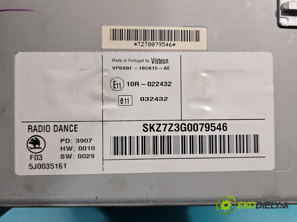 Skoda Fabia II 2007-2014 1.2 6V 60 HP manual 44 kW 1198 cm3 5- Radio originál 5J0035161