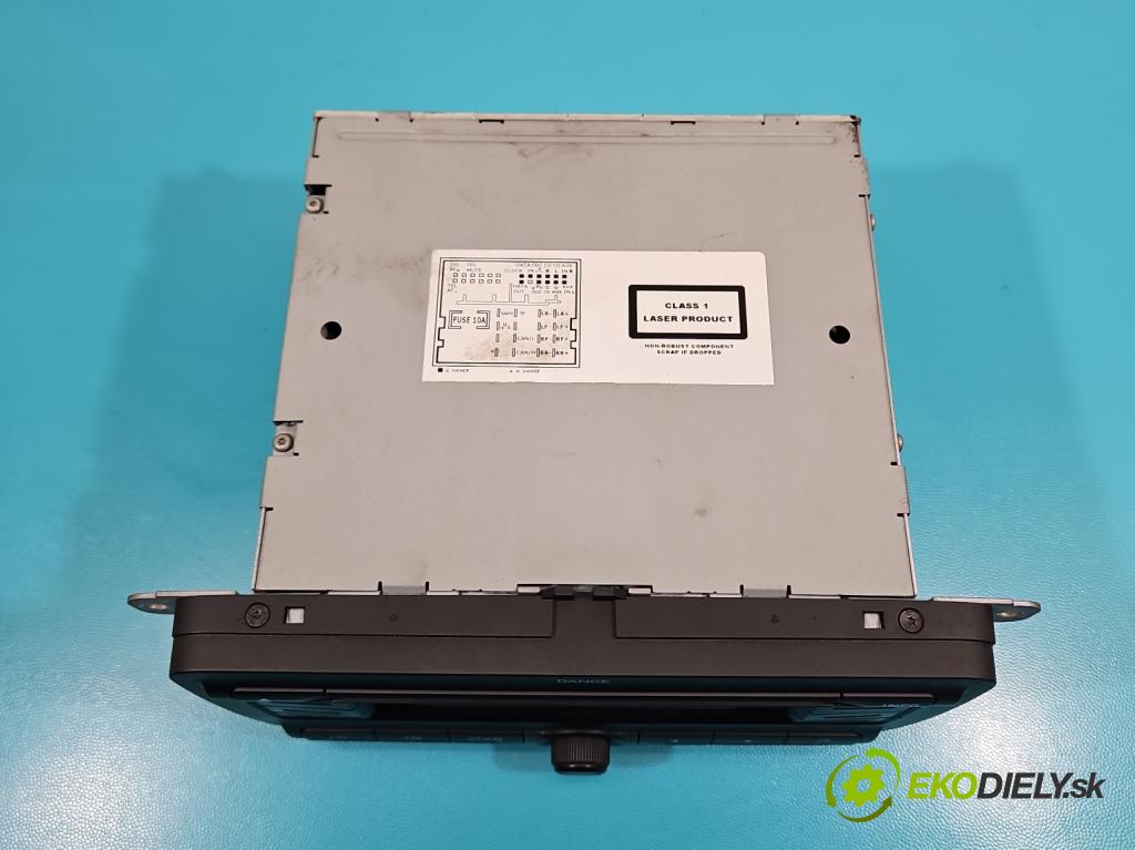 Skoda Fabia II 2007-2014 1.2 6V 60 HP manual 44 kW 1198 cm3 5- Radio originál 5J0035161