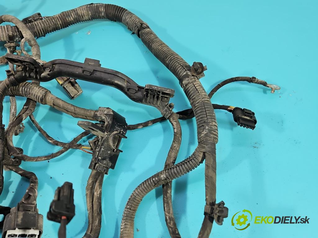 Kia Soul I 2008-2013 1.6 crdi 128 hp manual 94 kW 1582 cm3 5- skříňka pojistková 91950-2K340 (Pojistkové skříňky)