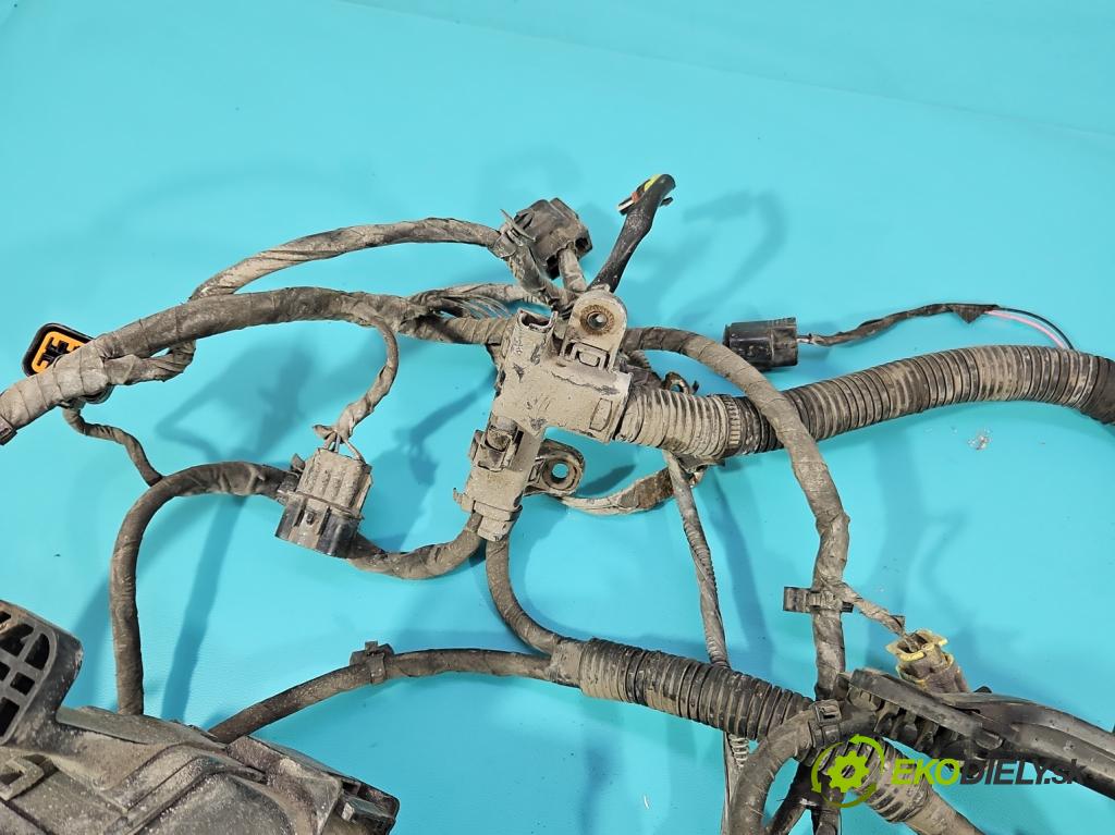 Kia Soul I 2008-2013 1.6 crdi 128 hp manual 94 kW 1582 cm3 5- skříňka pojistková 91950-2K340 (Pojistkové skříňky)