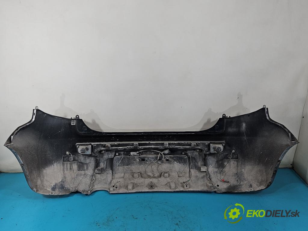 Kia Soul I 2008-2013 1.6 crdi 128 hp manual 94 kW 1582 cm3 5- nárazník zadní  (Ostatné)