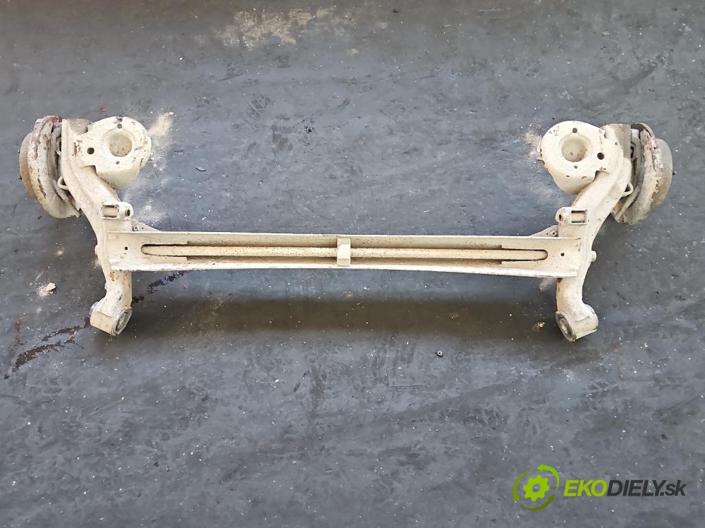 Kia Soul I 2008-2013 1.6 crdi 128 hp manual 94 kW 1582 cm3 5- zadní výztuha  (Výztuhy zadní)