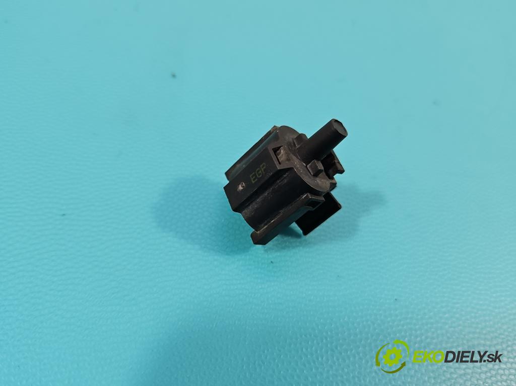 Kia Soul I 2008-2013 1.6 crdi 128 hp manual 94 kW 1582 cm3 5- snímač teploty externí: