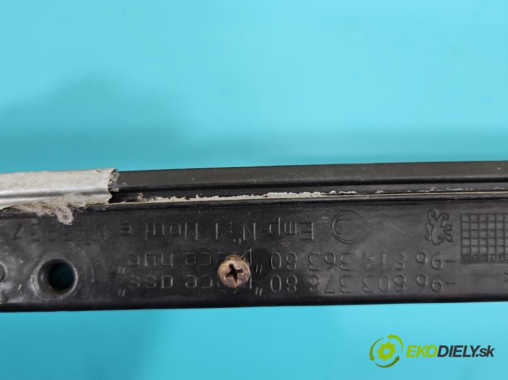 Peugeot 308 I 2007-2013 1.6 16V 120 HP manual 88 kW 1598 cm3 5- torpédo 968034780 (Torpédo (plast pod čelným sklom))