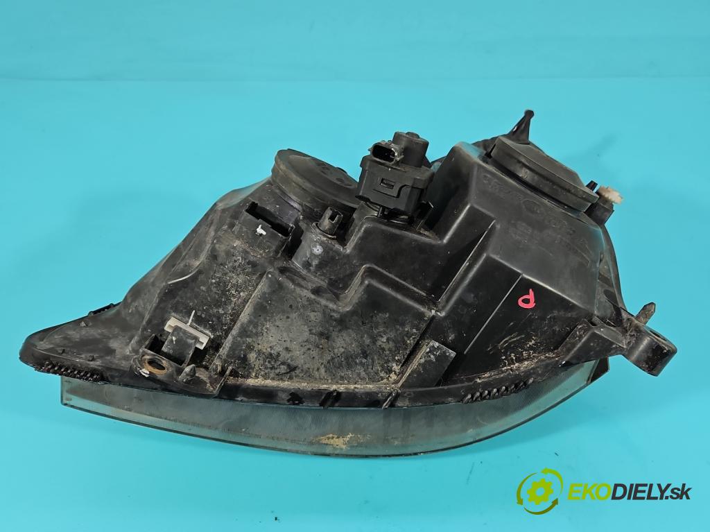 Renault Clio II 1998-2012 1,2.0 16V 75 HP manual 55 kW 1149 cm3 5- Reflektor: pravý  (Svetlo predné pravé)