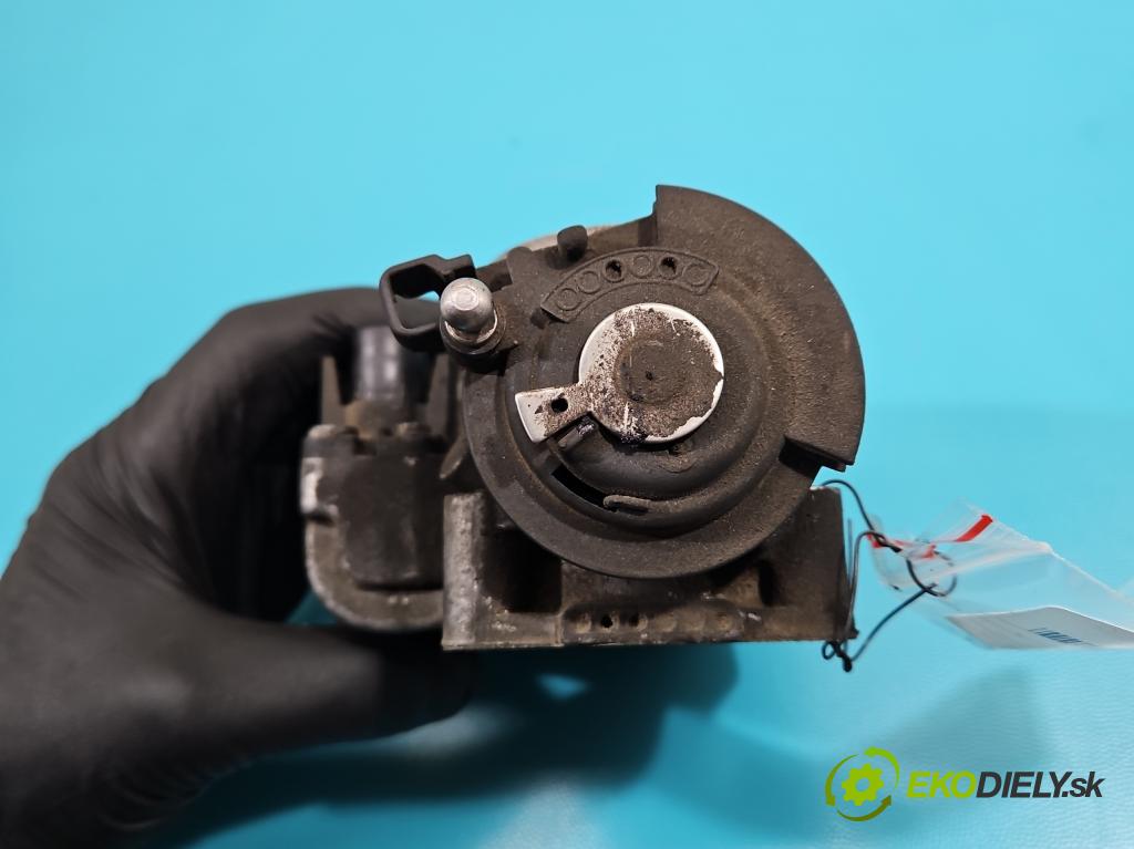 Audi A4 B5 1994-2001 1.8 T 150 HP manual 110 kW 1781 cm3 4- klapka 058133063Q (Škrtiaca klapka)